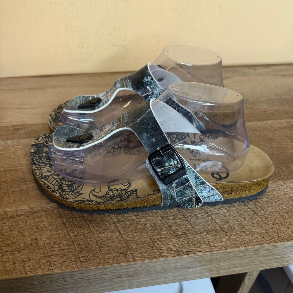 Calceo women’s sandals size 40 thong shoes